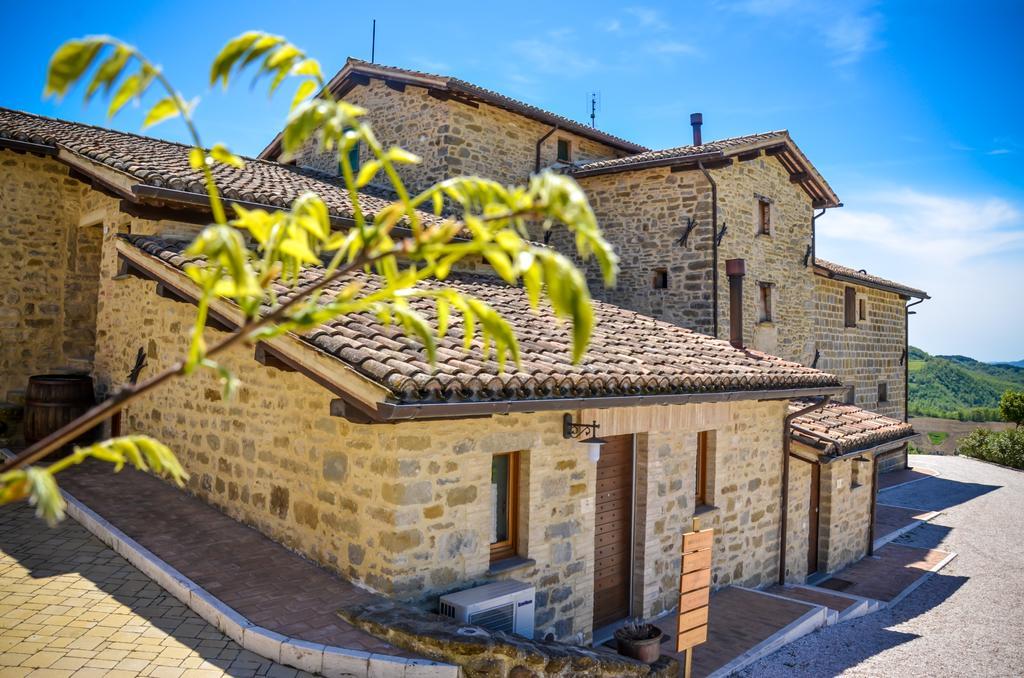 Tenuta Borgo Santa Cecilia Gubbio Exterior foto